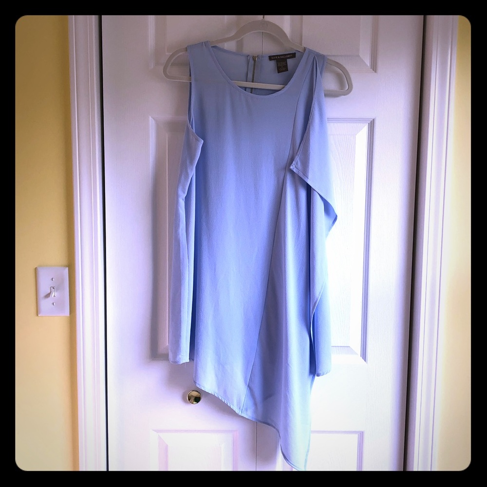 📌FINAL $ NWOT KATE & MALLORY ASYMMETRICAL TOP